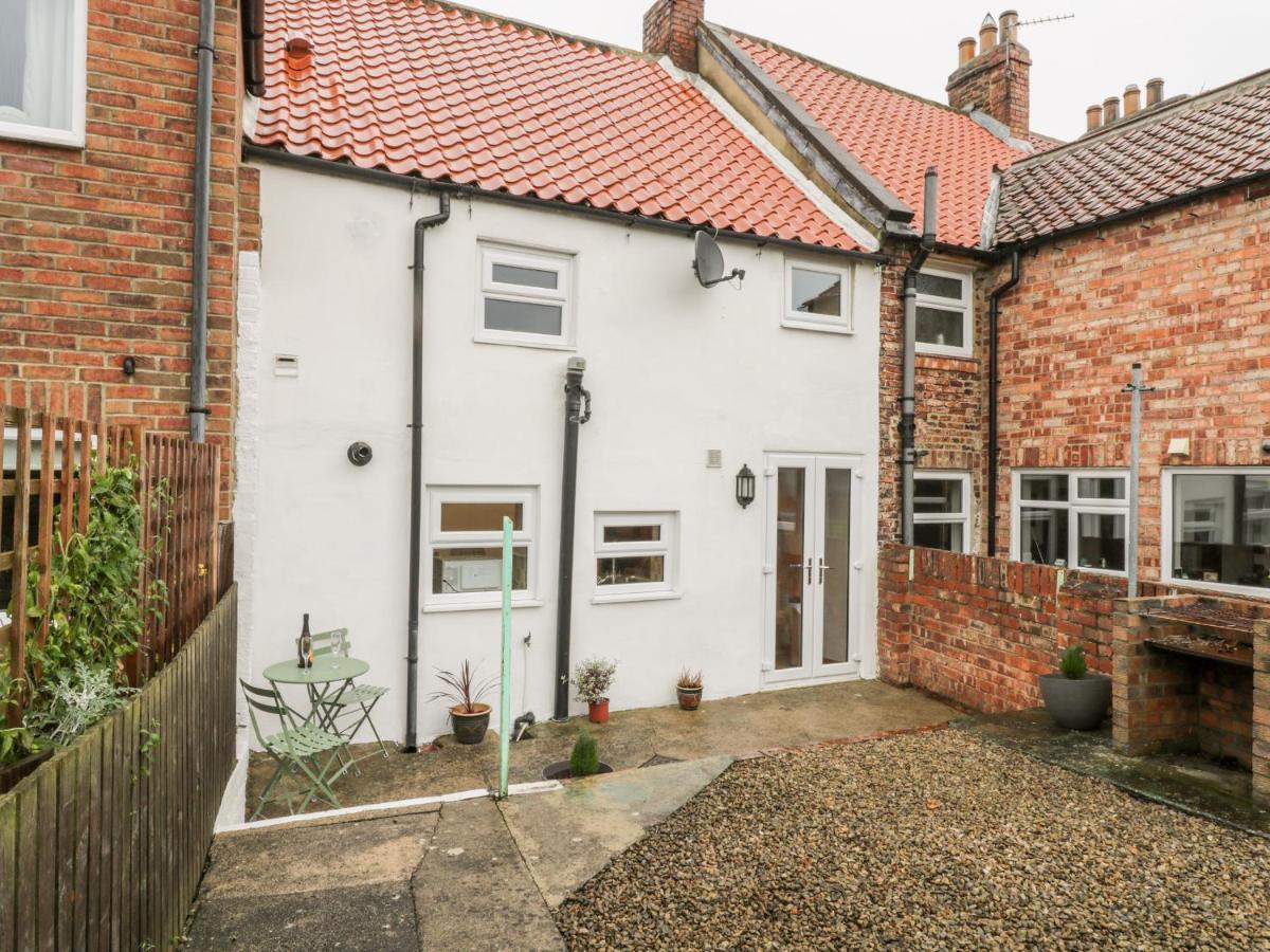 Barnaby Cottage Yarm Luaran gambar