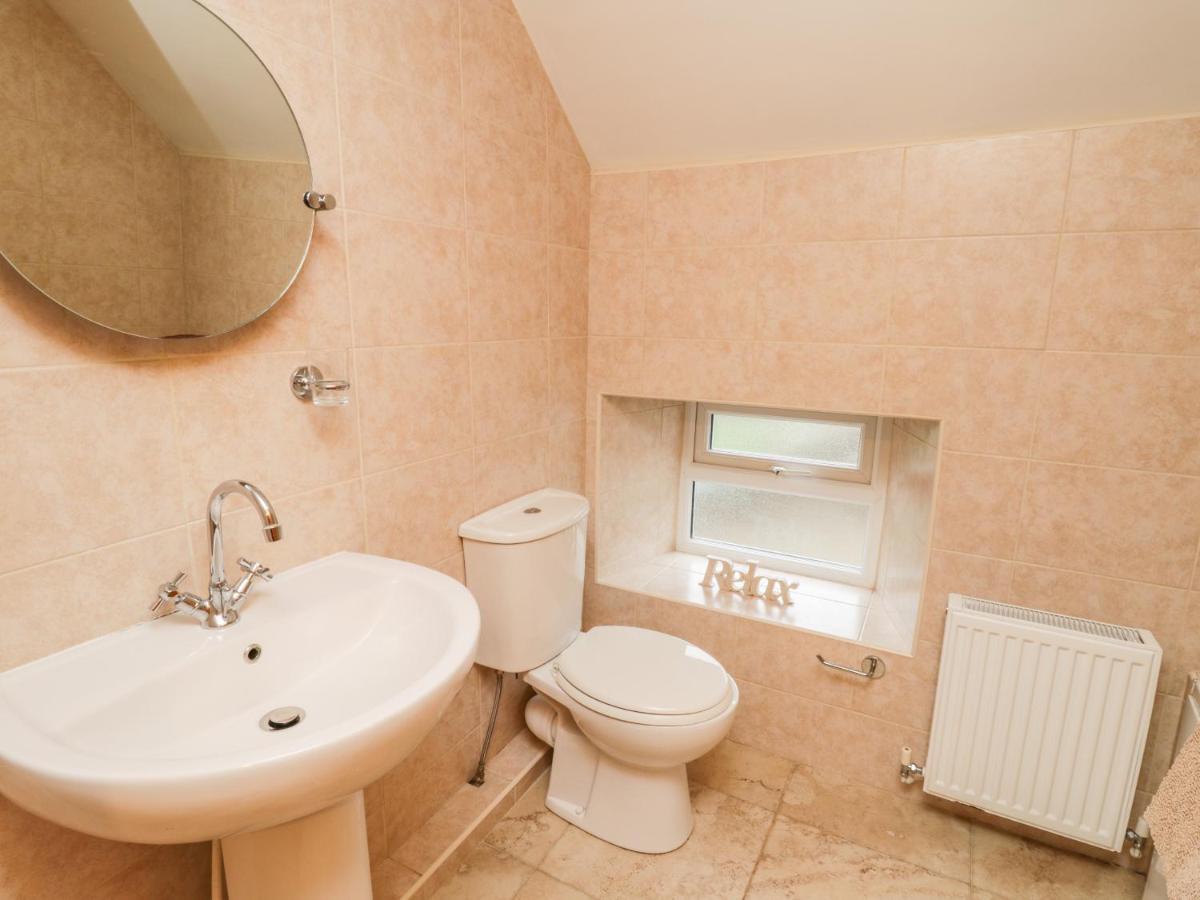 Barnaby Cottage Yarm Luaran gambar